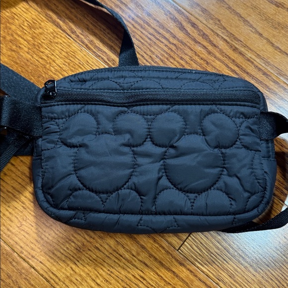 Vera Bradley Disney Feather weight Belt Bag NWOT - Picture 4 of 8